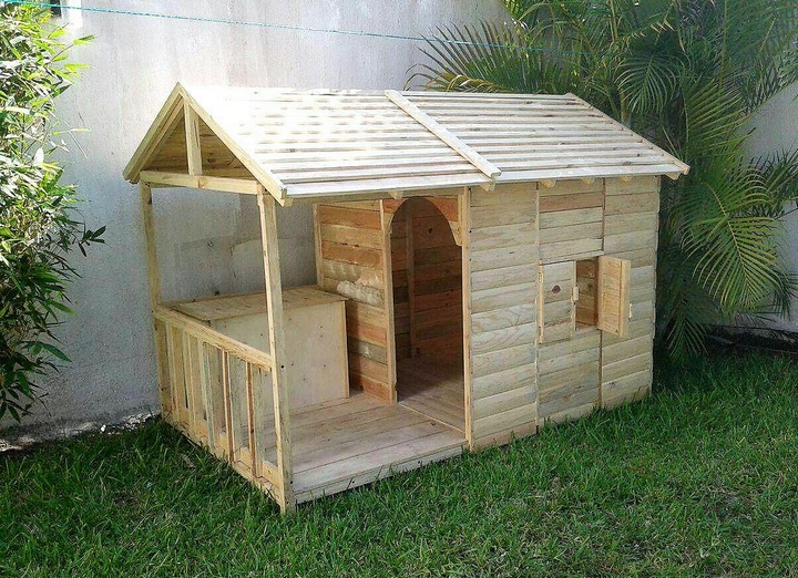 pallet patio playhouse cabin for kids