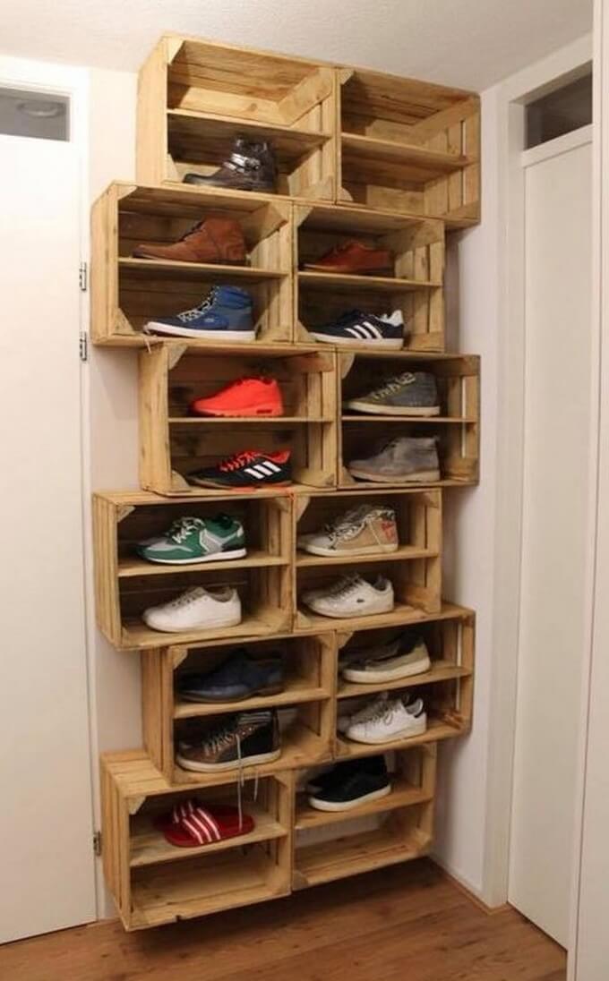 SHOE RACK MADE OUT OF PALLETS 